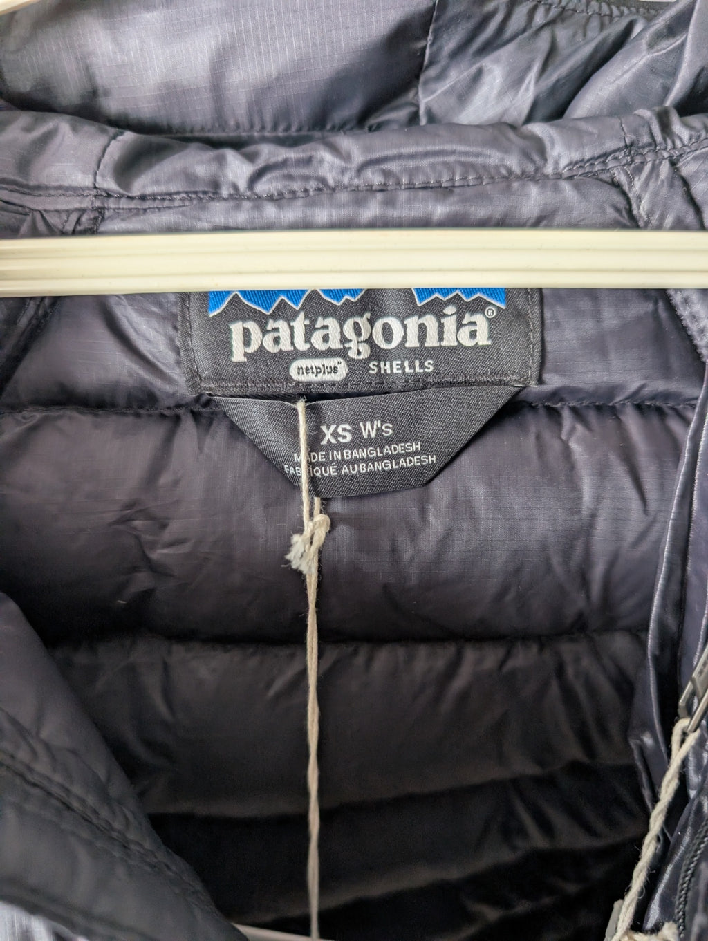 Patagonia Hooded Down Jacket XS Black