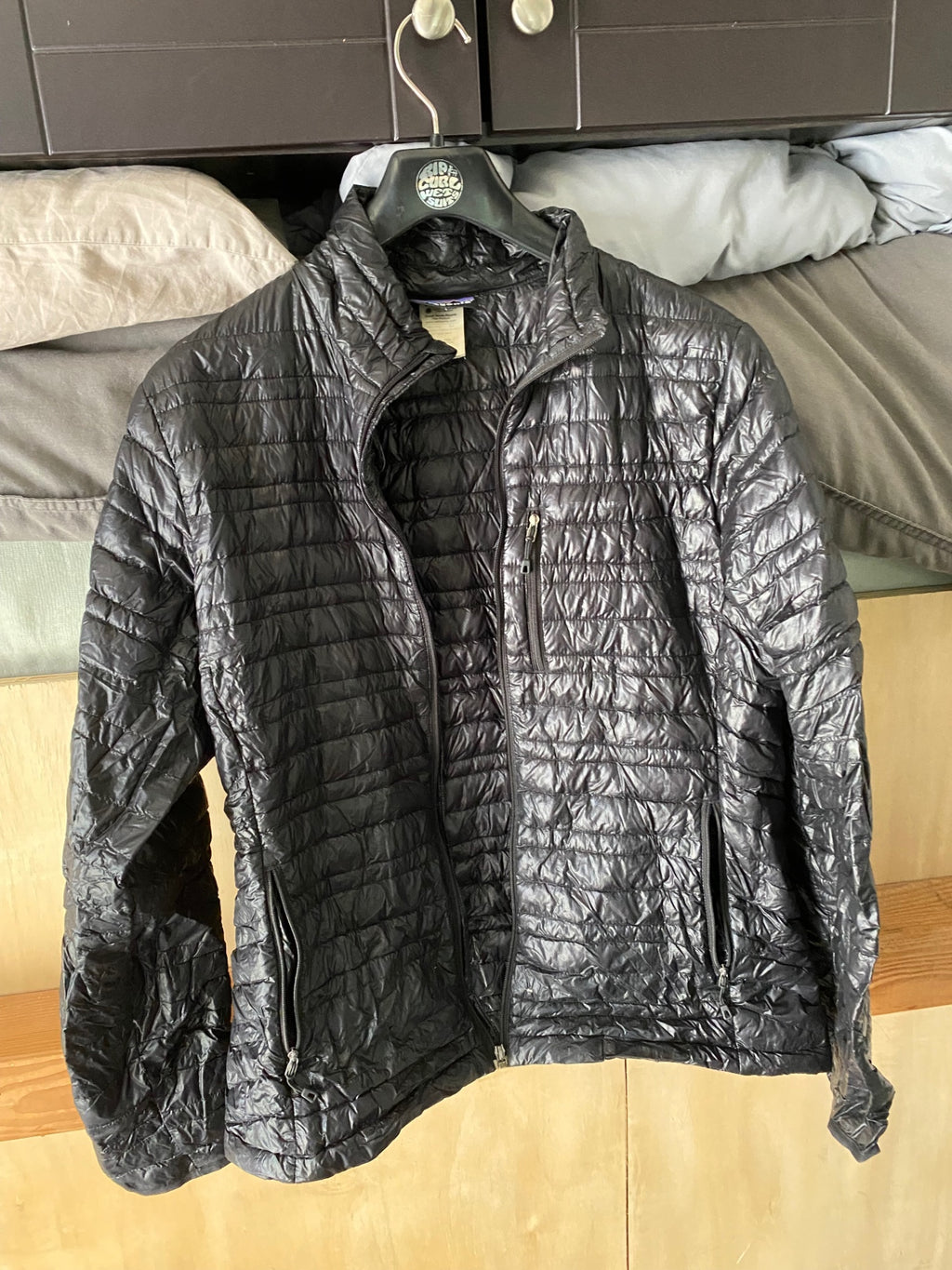 Patagonia Down Jacket (Full Zip/ No Hood) L Black