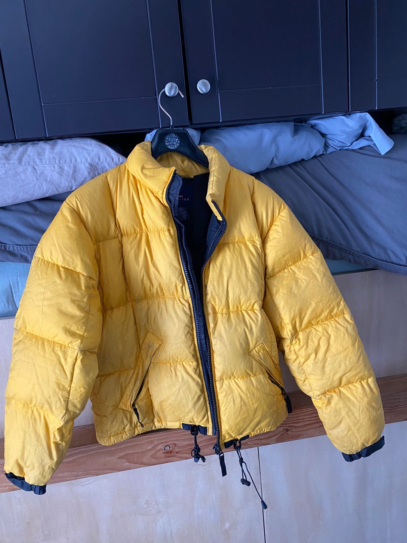 Limited America Down Jacket (Full Zip/ No Hood) M Yellow