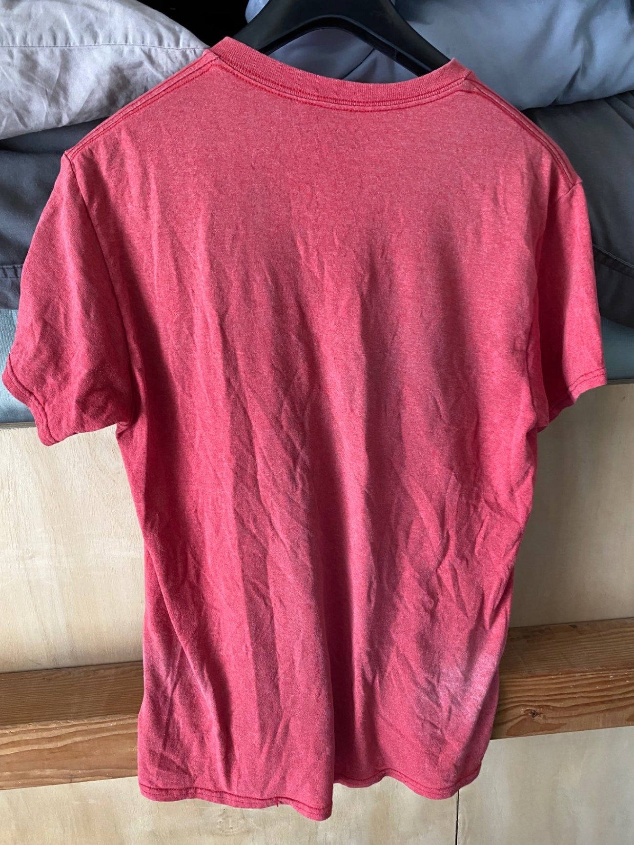 The Gorge T-Shirt M Red/ Carabiner