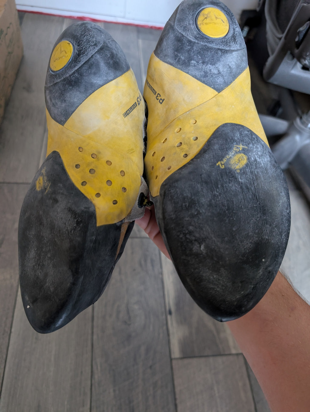 La Sportiva Shoes (Climbing) 42.5 Yellow/White Solution