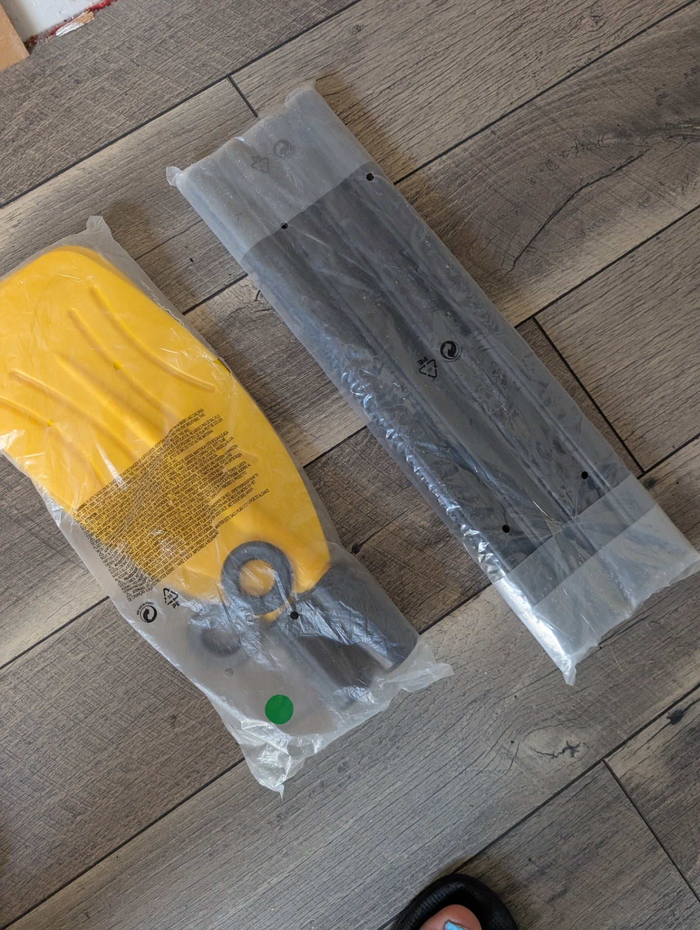 Unknown Kayak Paddles Yellow