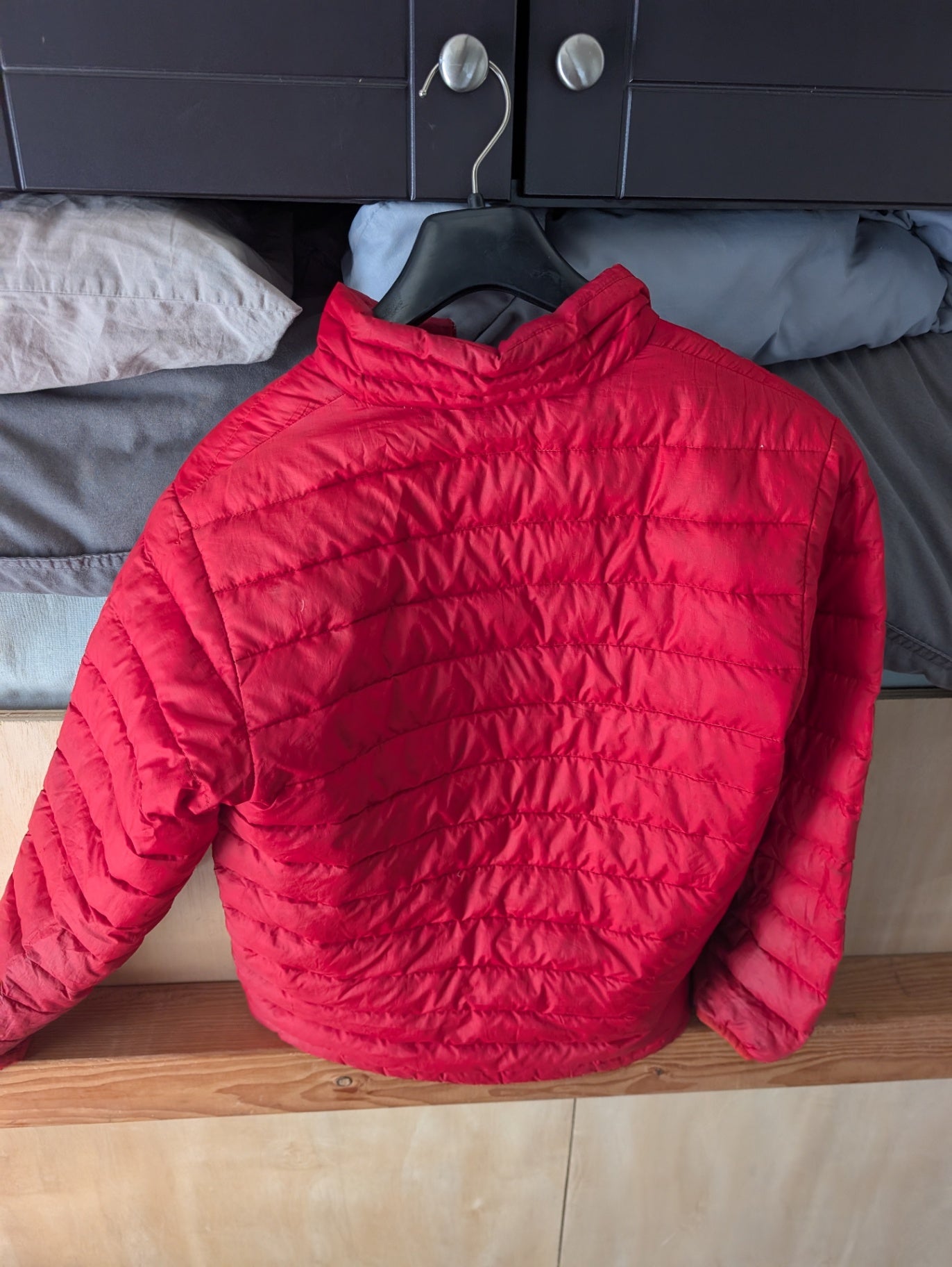 Patagonia Down Jacket (Full Zip/ No Hood) M Red