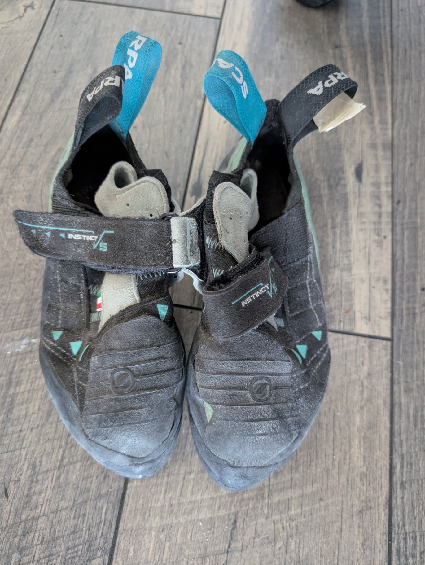Scarpa Shoes (Climbing) 37 Teal Instinct VS