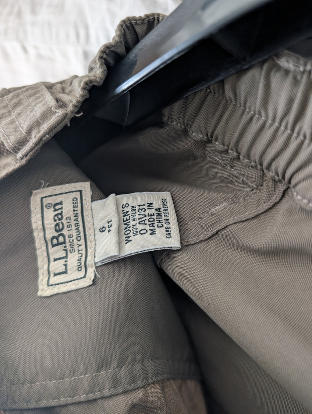 LL Bean Pants (Hiking)(Slim-Fit) 6 Grey