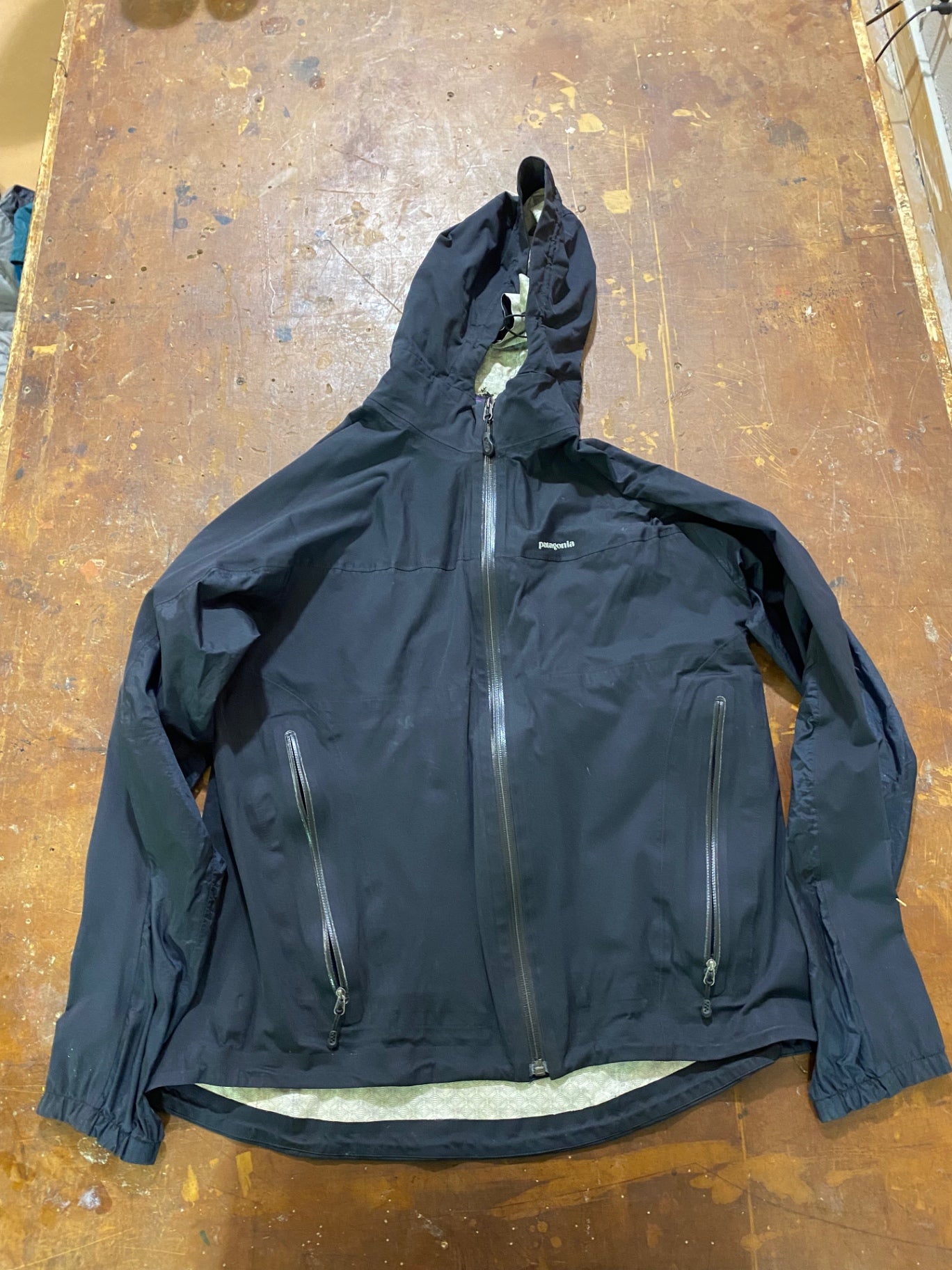 Patagonia Rain Jacket L Black/White