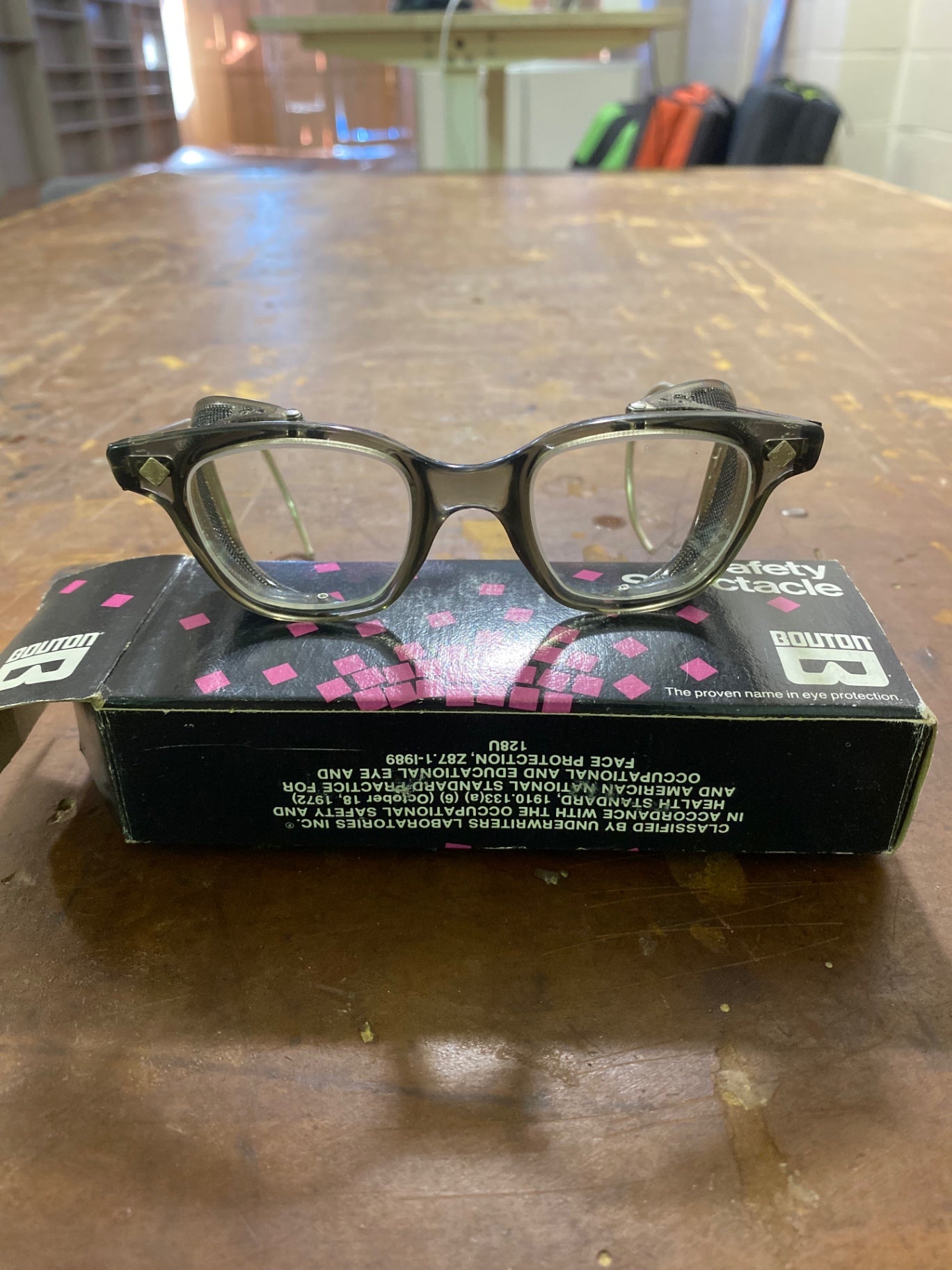 Bouton Traditional Safety Glasses Grey