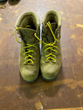 Vasque Boots Shoes (Hiking Boots) 9 Brown/Yellow