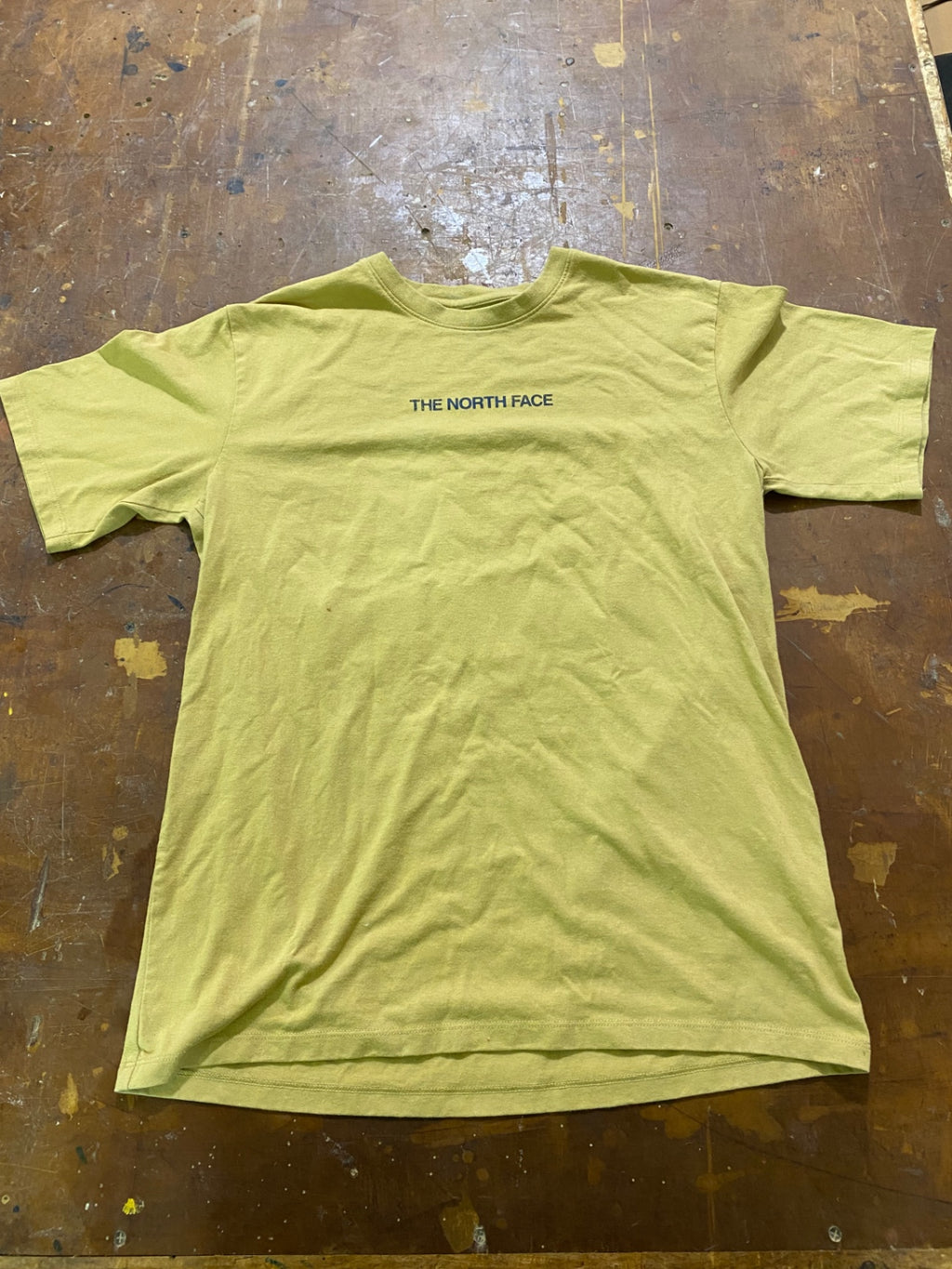 The North Face T-Shirt M Gold