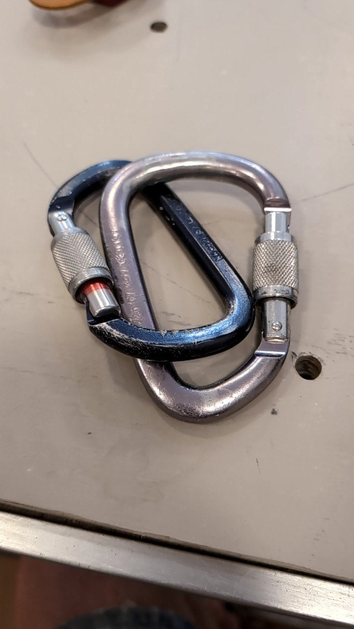 Misc Climbing Hardware (Carabiner) Screwgate