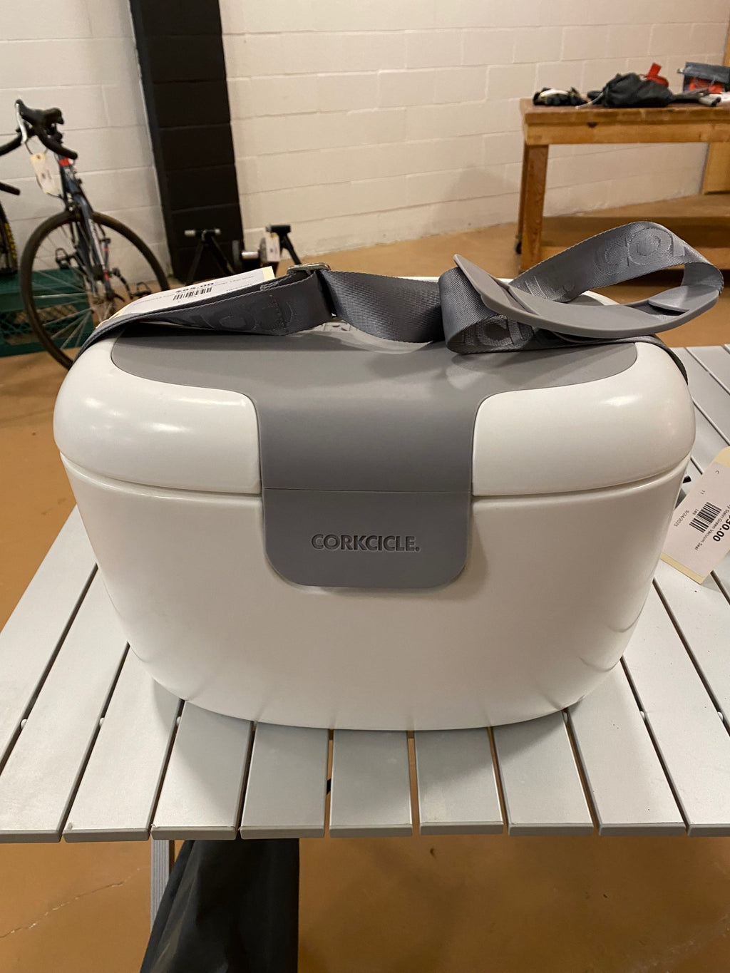 CORKCICLE Chill Pod Go Hard Cooler 13qt Grey