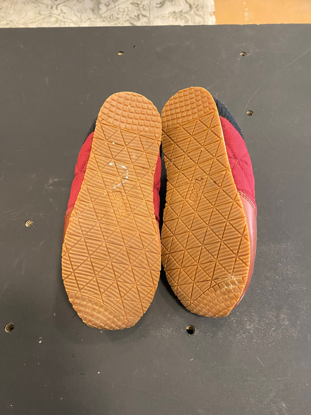Teva Reember Quilted Slippers 8 Multi-color