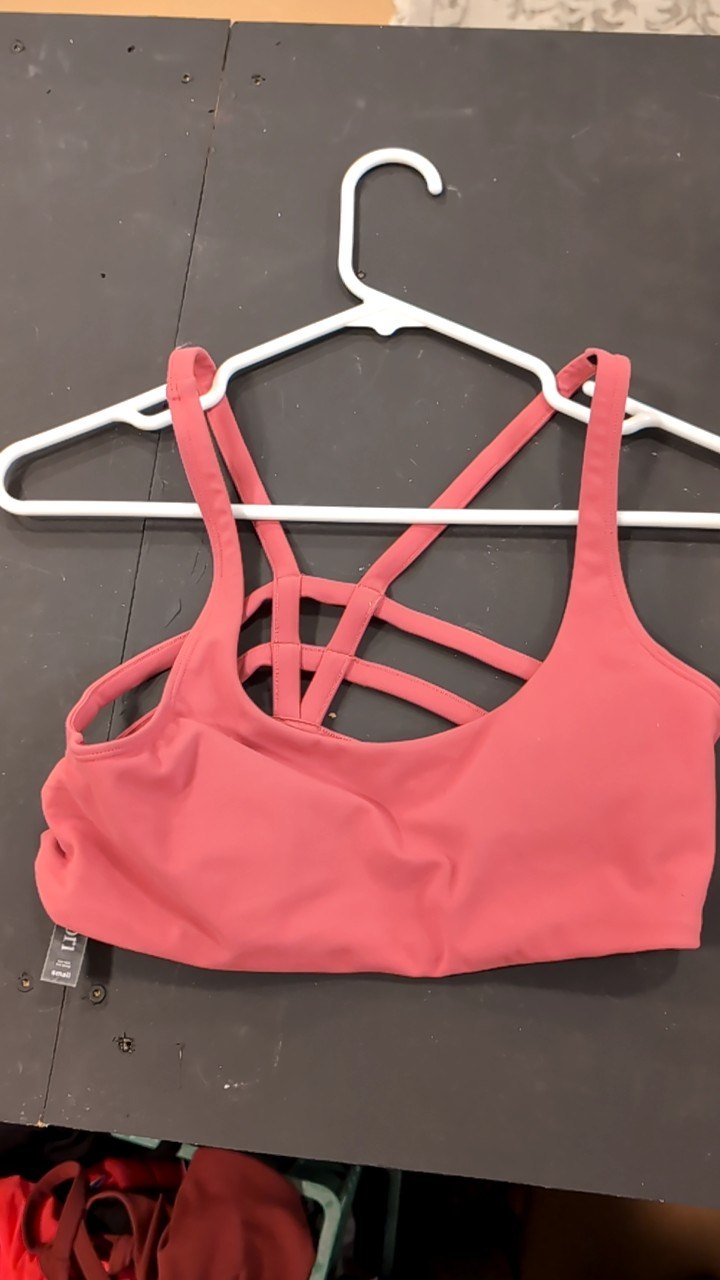 Vuori Sports Bra Small Pink