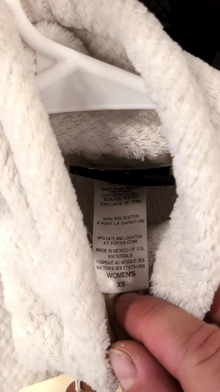 Patagonia Fleece (Button Collar) XS White