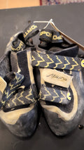 La Sportiva Shoes (Climbing) 39.5 Miura
