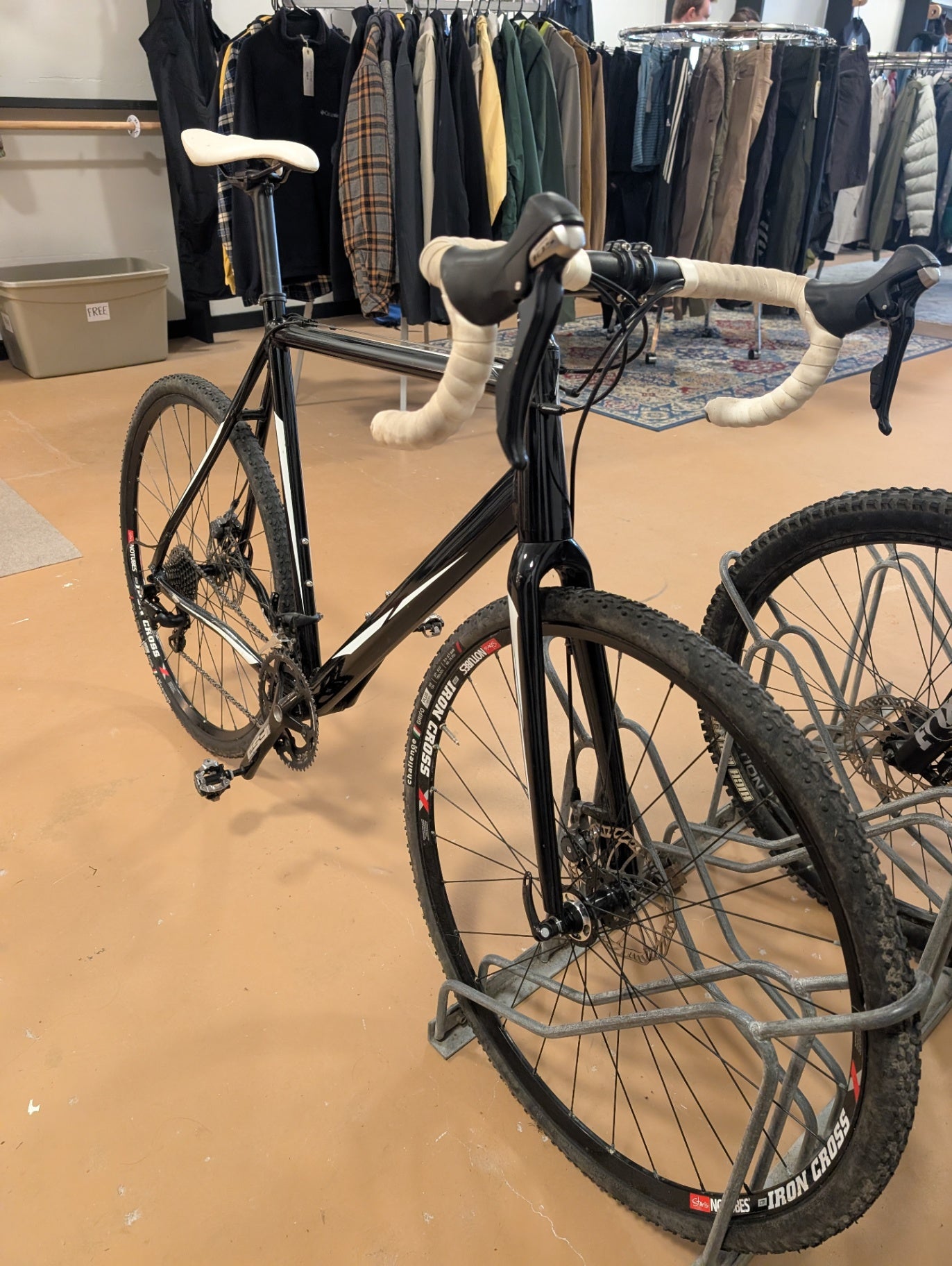 Nashbar Cyclocross Bike 57 Black/ White Decal