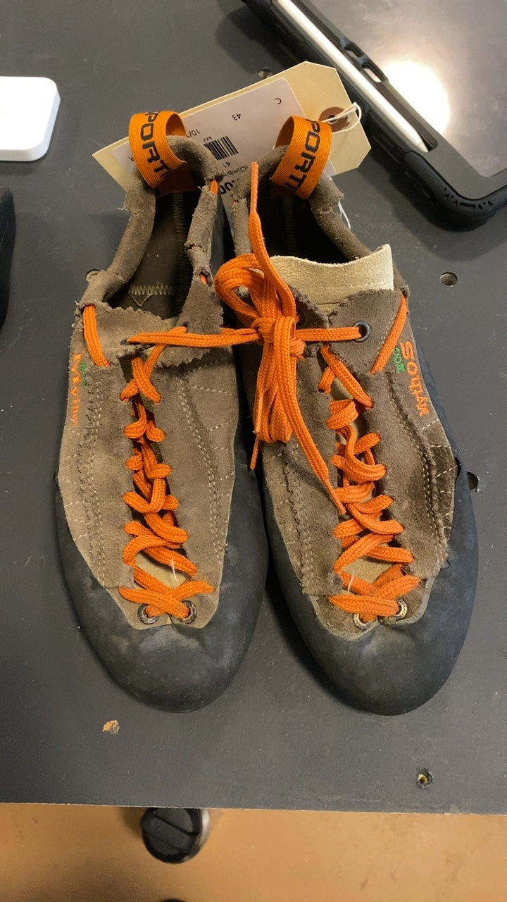 La Sportiva Shoes (Climbing) 41 Brown/Orange