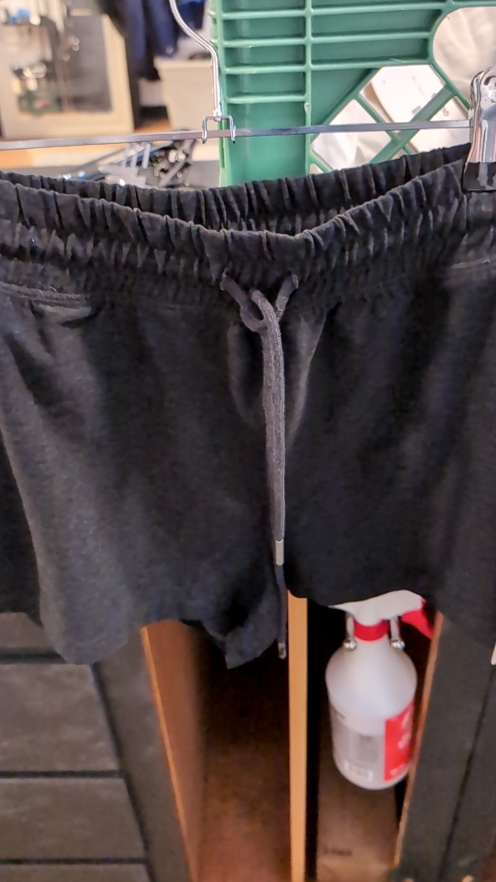 Beyond Yoga Shorts L Black Drawstring