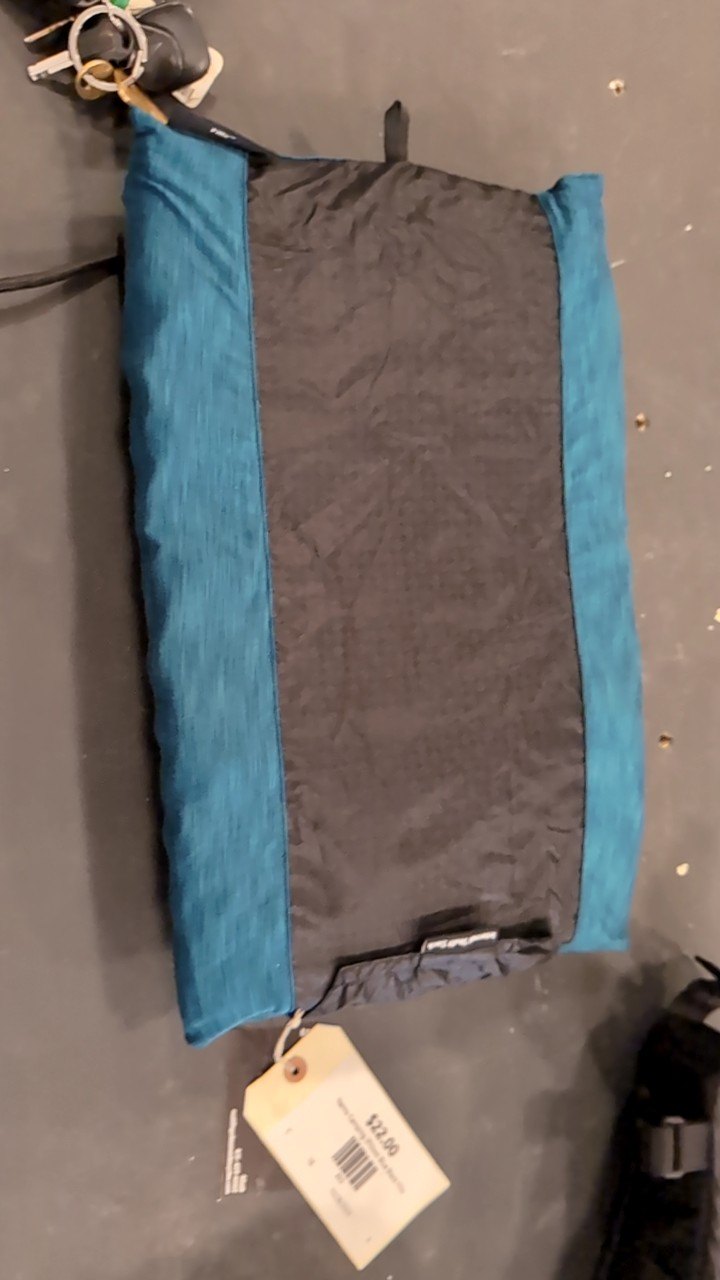 Nemo Camping (Pillow) Blue Black Fillo