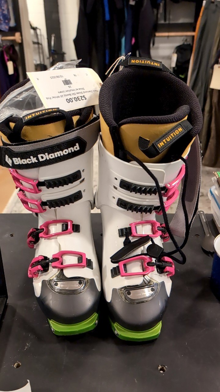 Black Diamond Shoes (Ski Boots) 26 White/ Pink Shiva w/ Intuition Liners