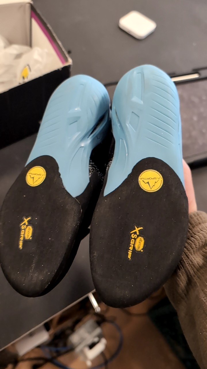 La Sportiva Shoes (Climbing) 36.5 Blue/Black Zenit