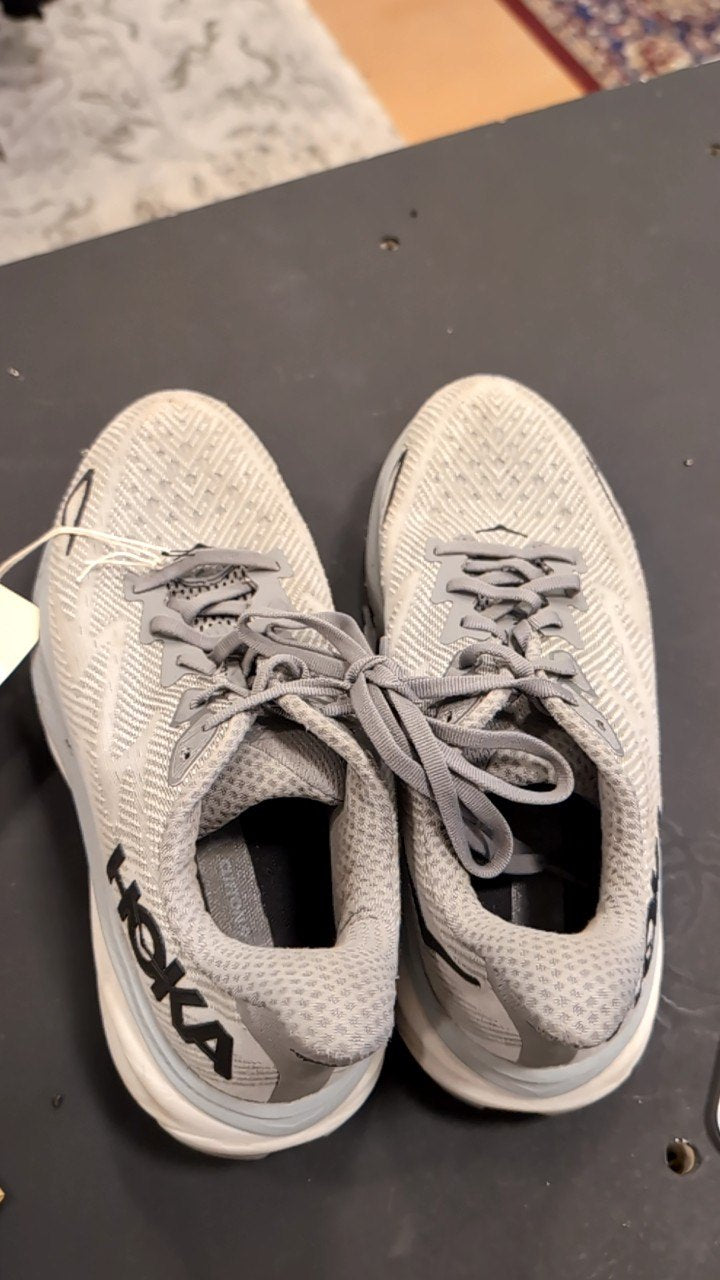 Hoka Shoes (Running) 8 Grey Clifton 9