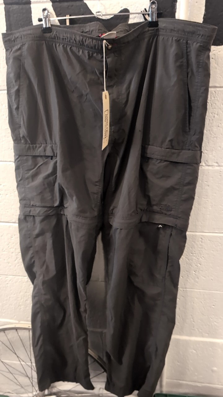 The North Face Pants (Hiking)(Zip-Off) XL Grey