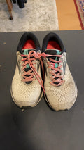 Brooks Ghost 11 Shoes (Running) 9.5 White/Pink
