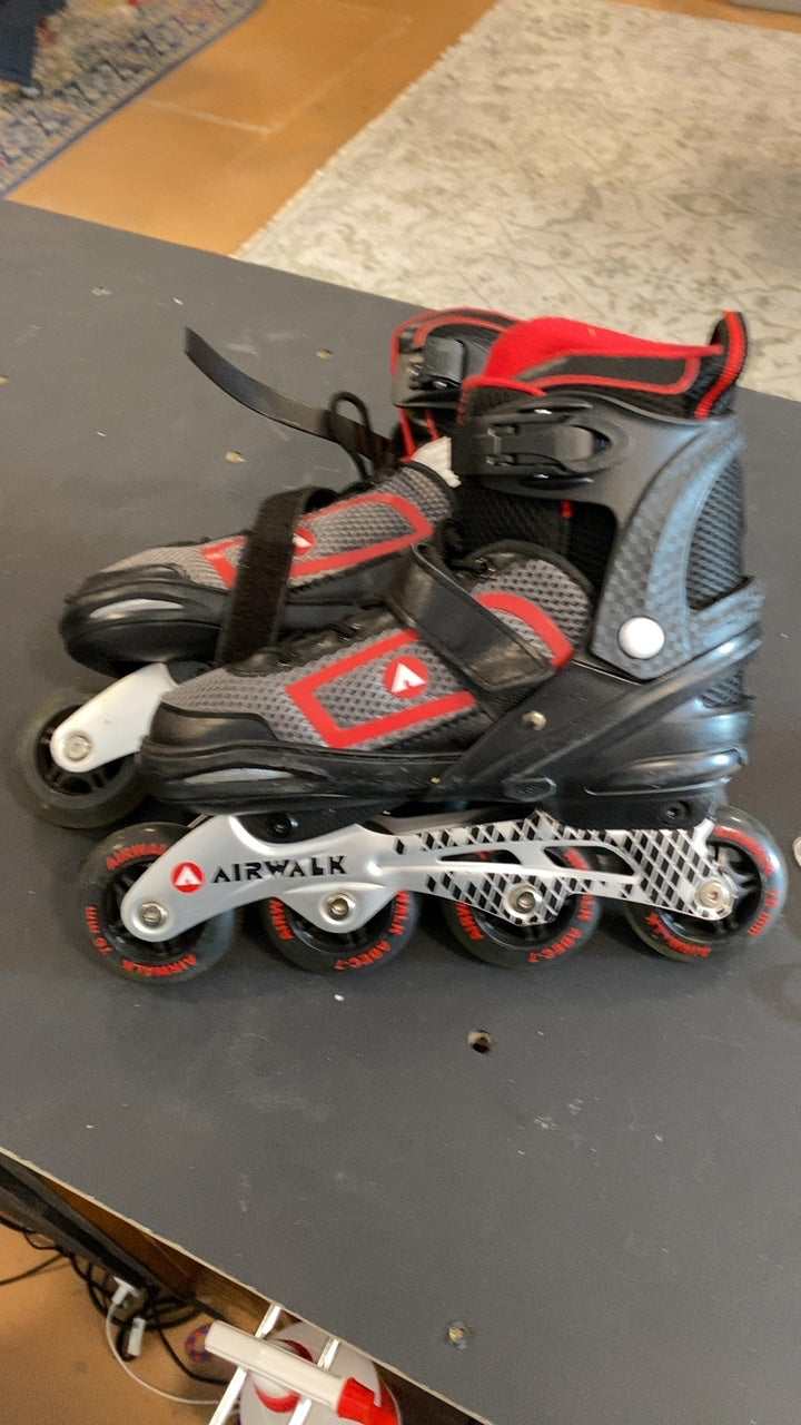 Airwalk Roller Skates (Inline) 6-7 Black/Red