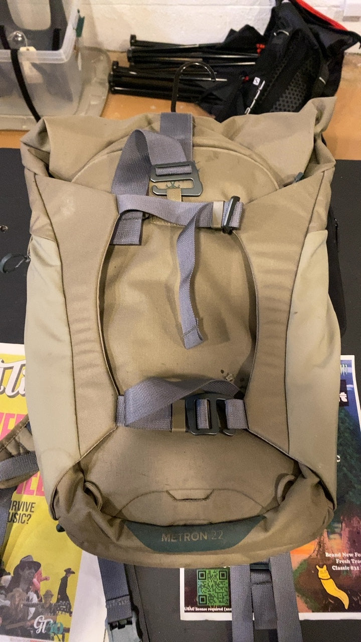 Osprey Metron Backpack 22L Beige/Blue