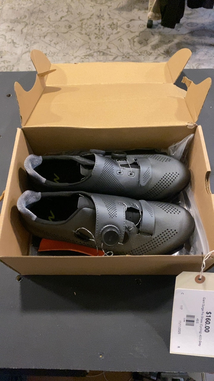 Giant Surge Pro Shoes (Cycling) 43.5 Grey