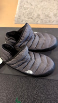 The North Face Shoes (Down) 8 Black Slippers