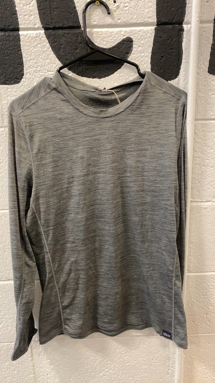 Patagonia Capilene Cool Lightweight Athletic T-Shirt (Longsleeve) M Grey