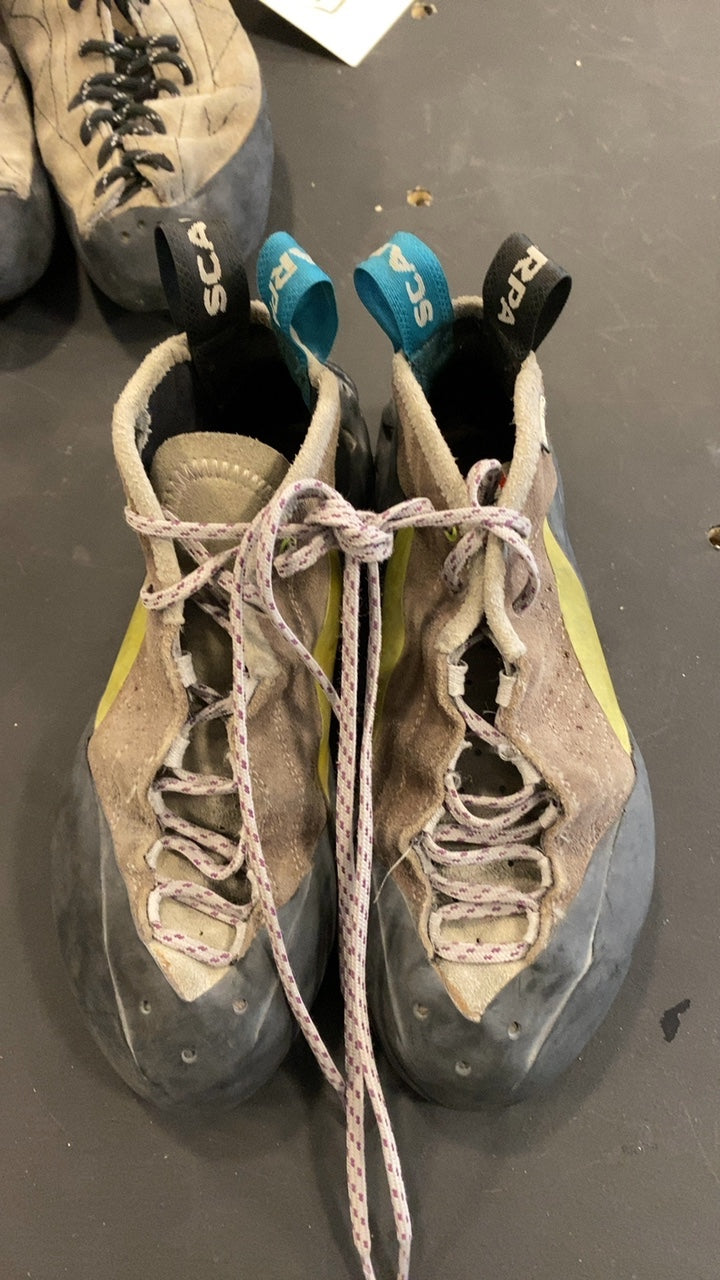 Scarpa Shoes (Climbing) 7/39.5 Maestro