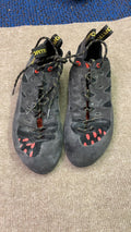 La Sportiva Tarantulace Shoes (Climbing) 45/11.5 Black/Red
