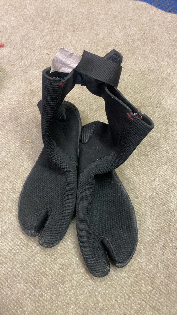 O'Neill Ninja ST 3mm Shoes (Surfing Booties) 6 Black
