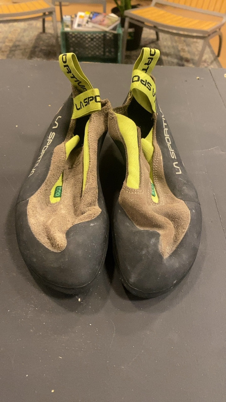 La Sportiva Cobra Eco Shoes (Climbing) 39/6.5 Grey/Green