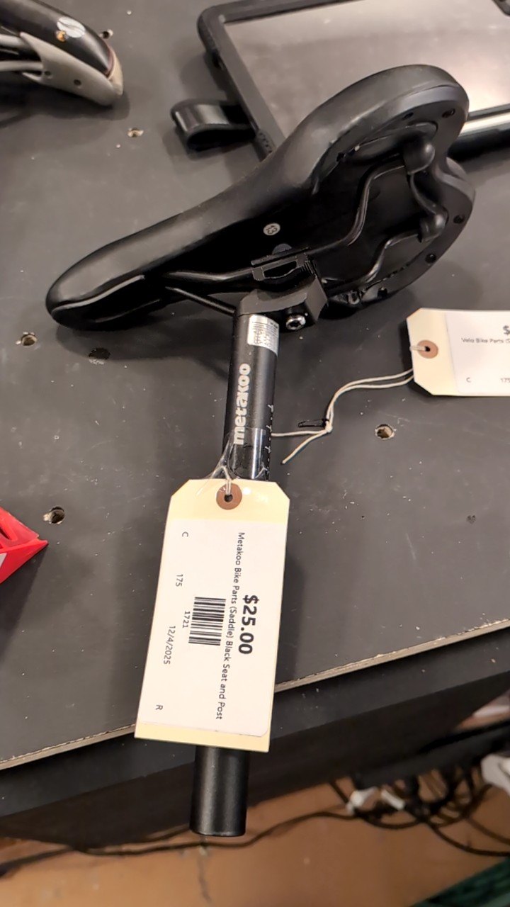 Metakoo Bike Parts (Saddle) Black Seat and Post