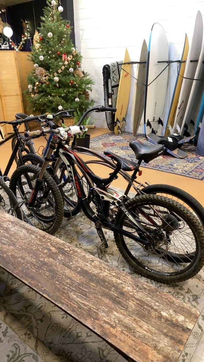 2011 Trek Session 8 Bike Black/White/Red