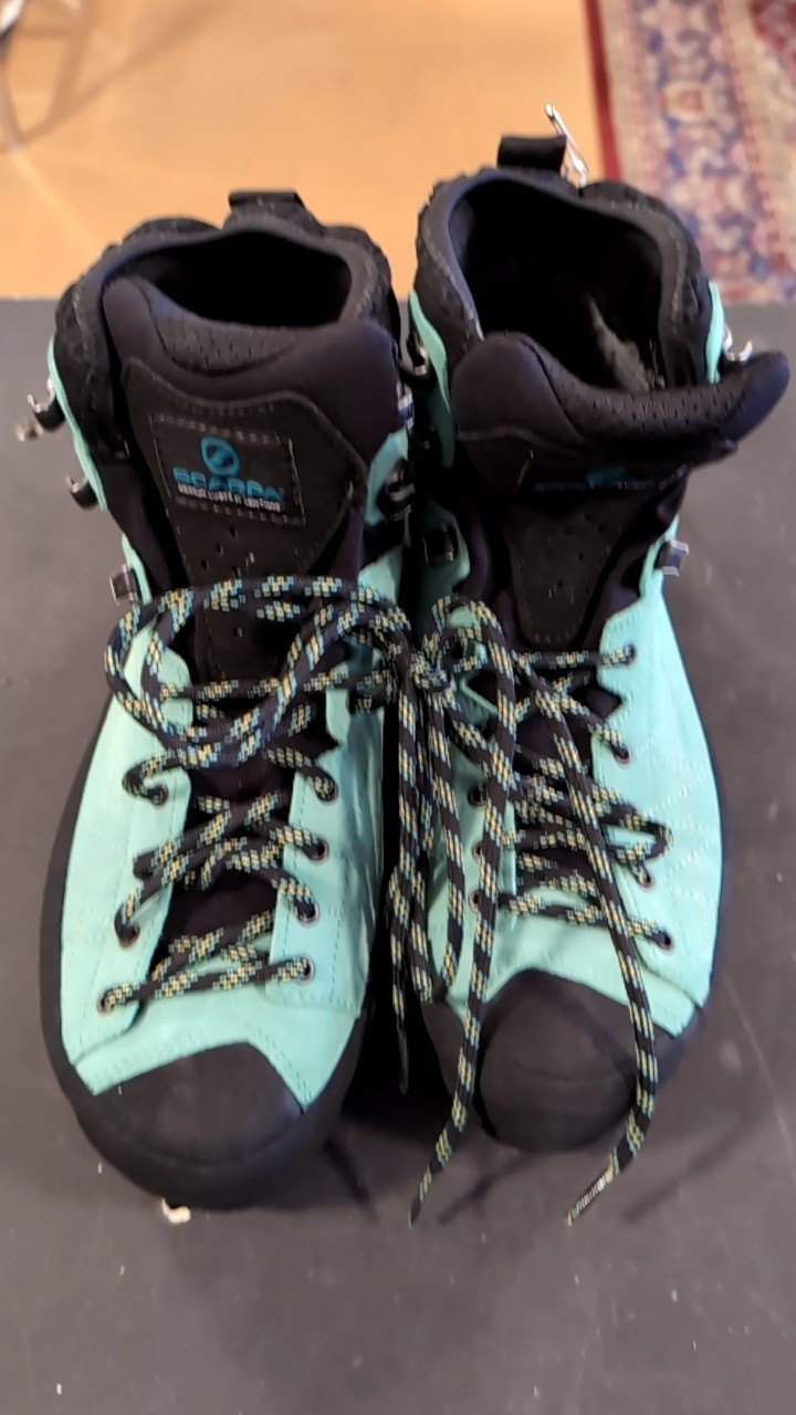 Scarpa Shoes (Climbing Approach) 41/ 8 Green Blue Zodiac Tech GTX