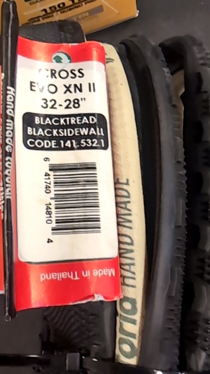 Vittoria Bike Parts (Tire) 32-28in Evo XN II Black Tread/Sidewall
