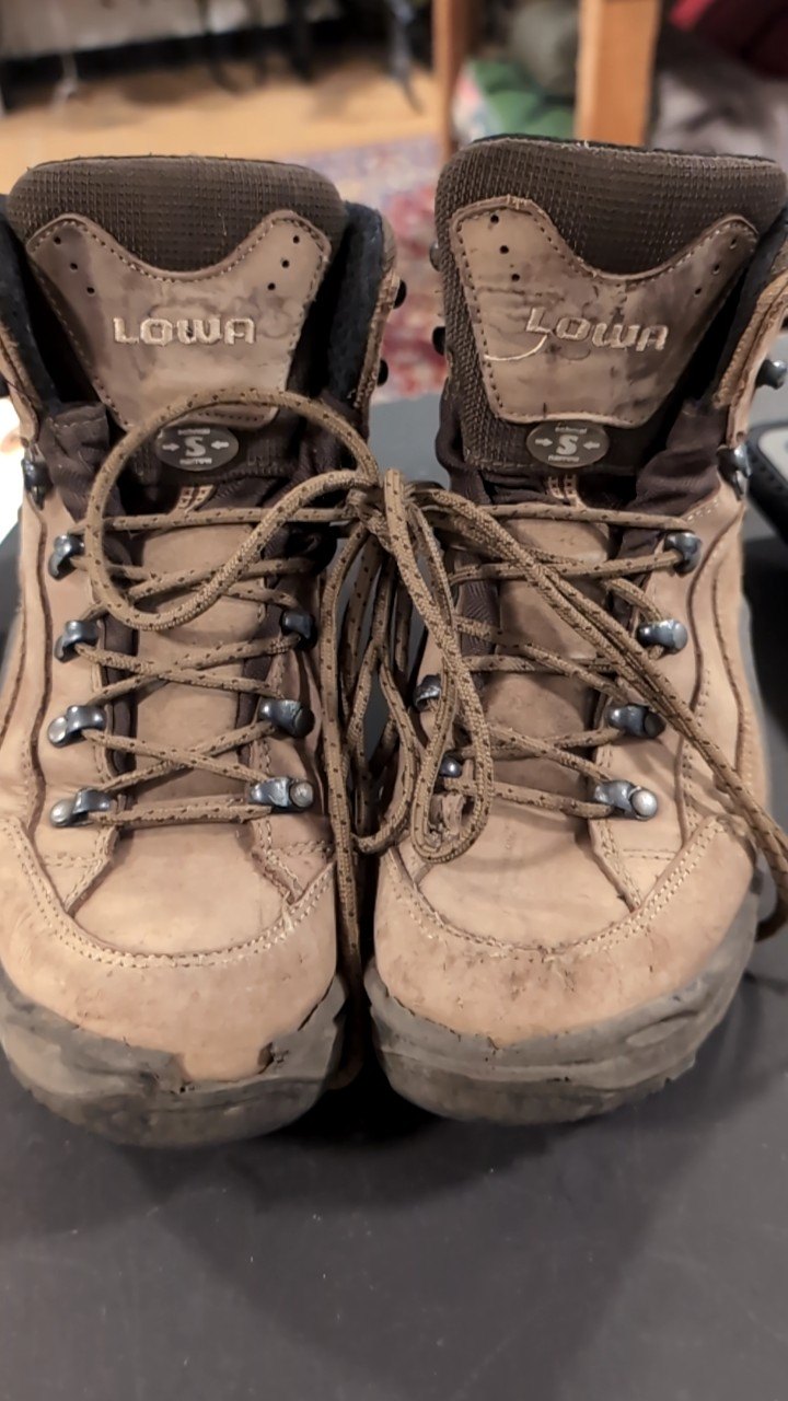 Lowa Shoes (Hiking Boots) W7.5 Renegade