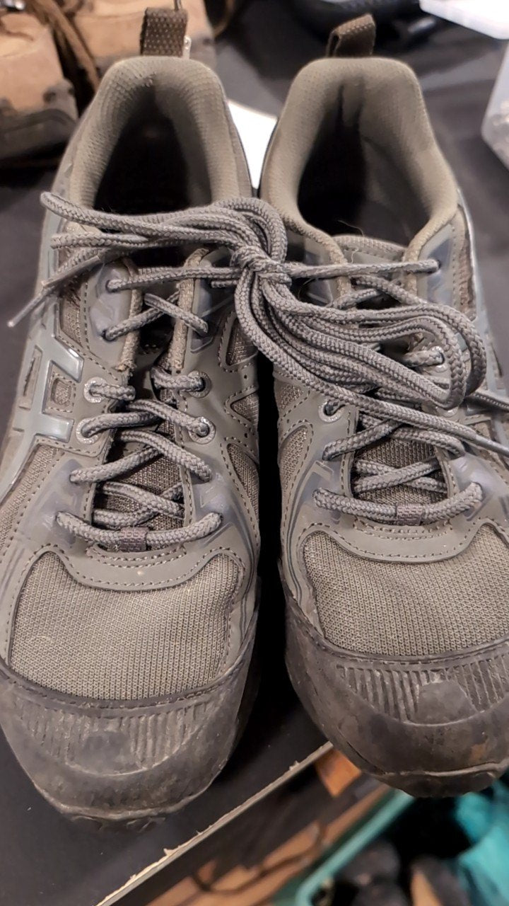 Asics Shoes (Running) 6.5 Grey
