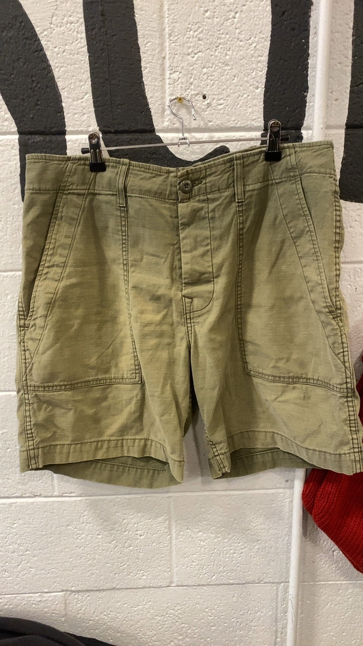 Imogene and Willie Ripstop Fatigue Shorts 34 Green