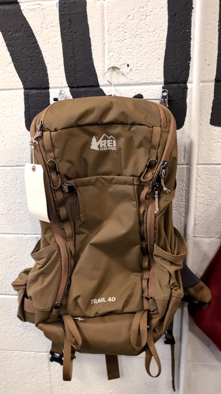 REI Backpack L/XL Brown Trail 40