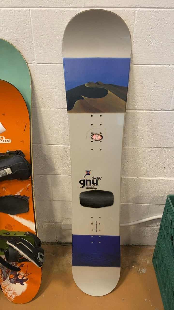 Gnu Snowboard 146 White