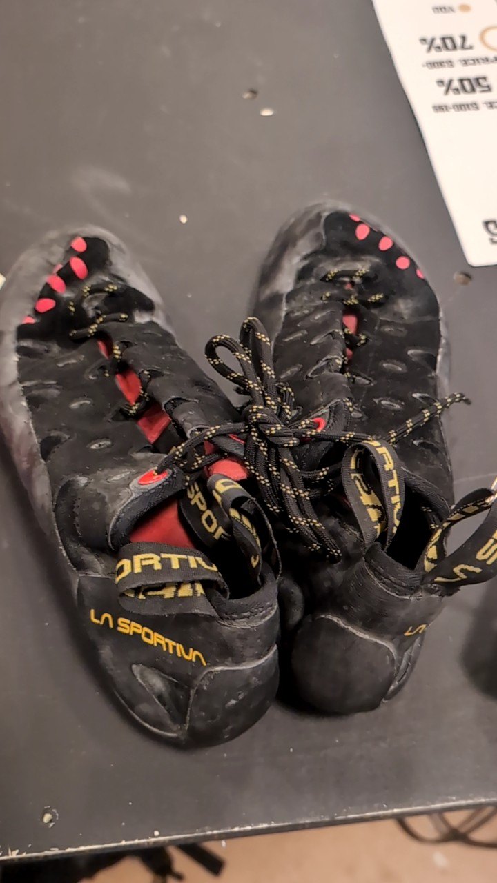 La Sportiva Shoes (Climbing) 44.5/11 Tarantulace