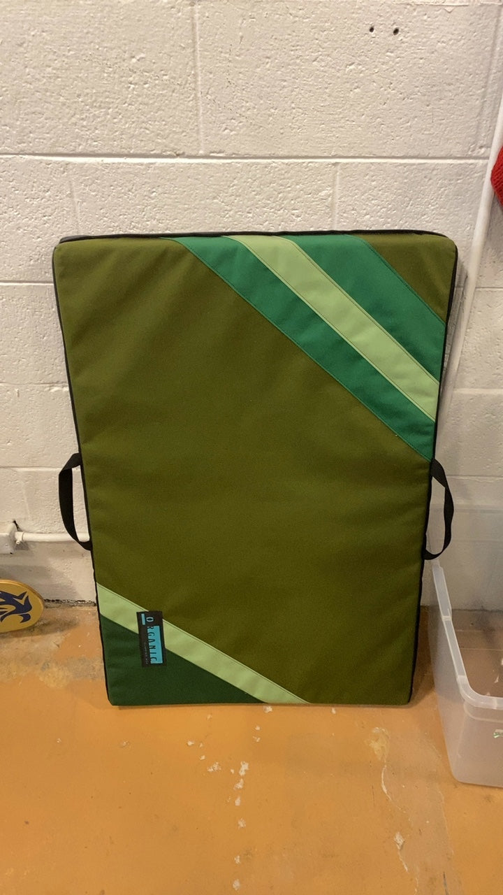 Organic Climbing Half Pad Crash Pad 3'x2' Green
