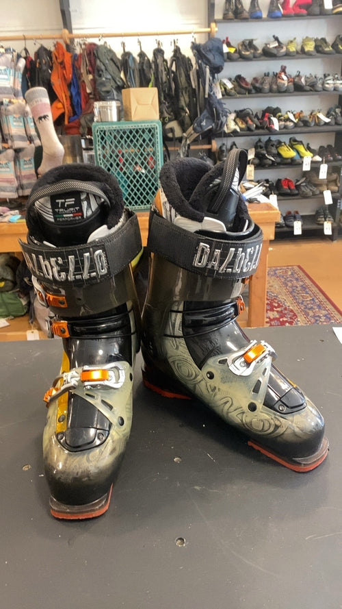 2012 Dalbello Boss Shoes (Ski Boots) 29.5 Black/Orange/White