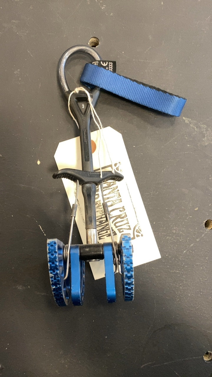 Black Diamond C4 Camalot Climbing Hardware (Cam) 3